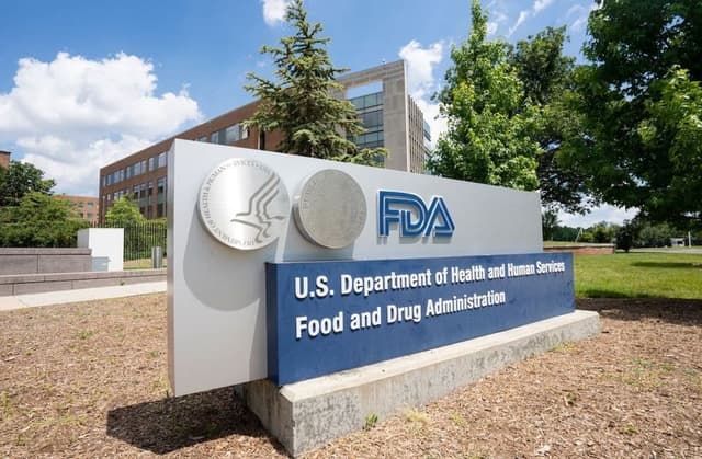 Sotagliflozin Setback: Cautionary FDA AdComm Vote Reflects Continued Concern for Negative Risk/Benefit Ratio in T1D with CKD / image credit  ©Tada Images/stock.adobe.com